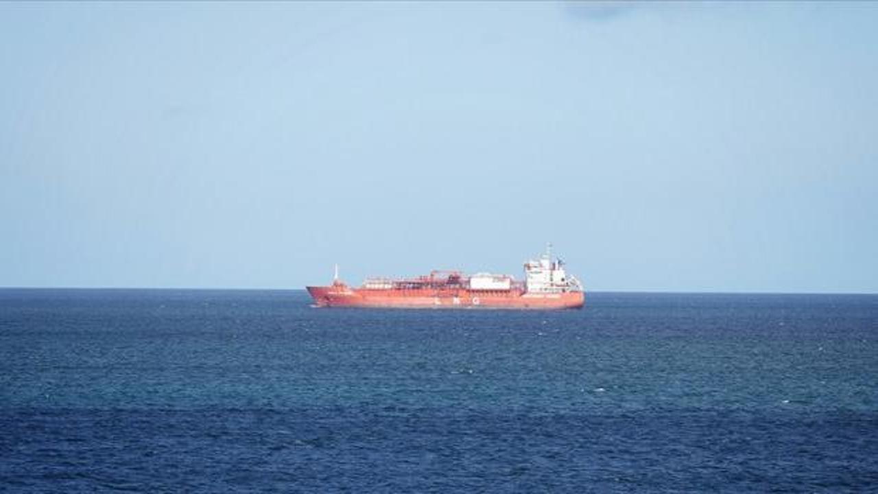 İran tatbikat kapsamında Hürmüz Boğazı'nı kapatıyor