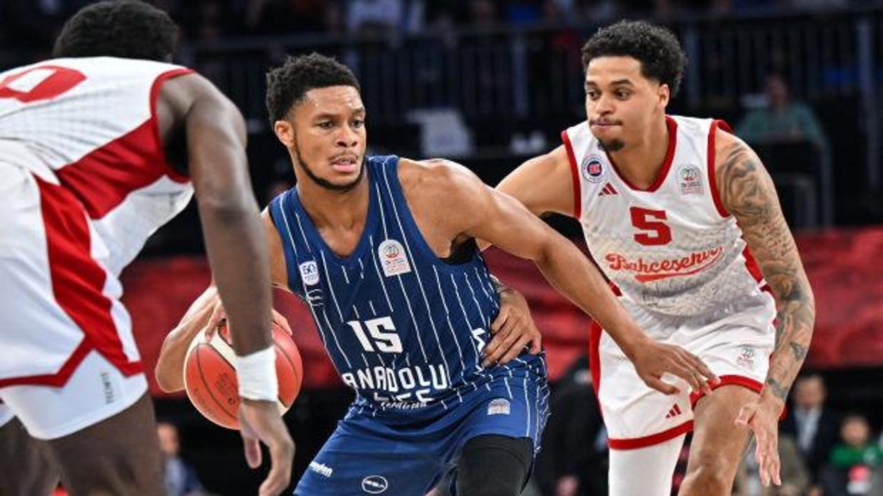 Anadolu Efes, yarı finalde Beşiktaş'ın rakibi oldu