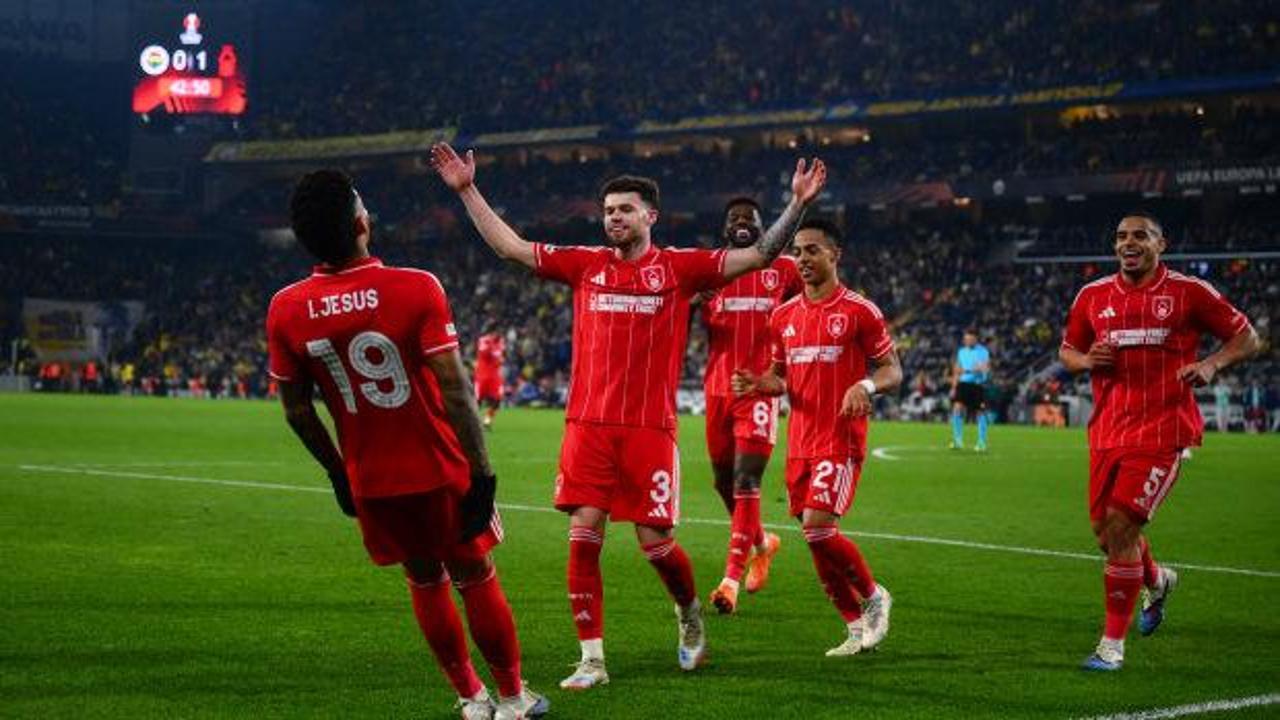 Fenerbahçe'ye Avrupa'da soğuk duş! İngilizler Kadıköy'de fark attı