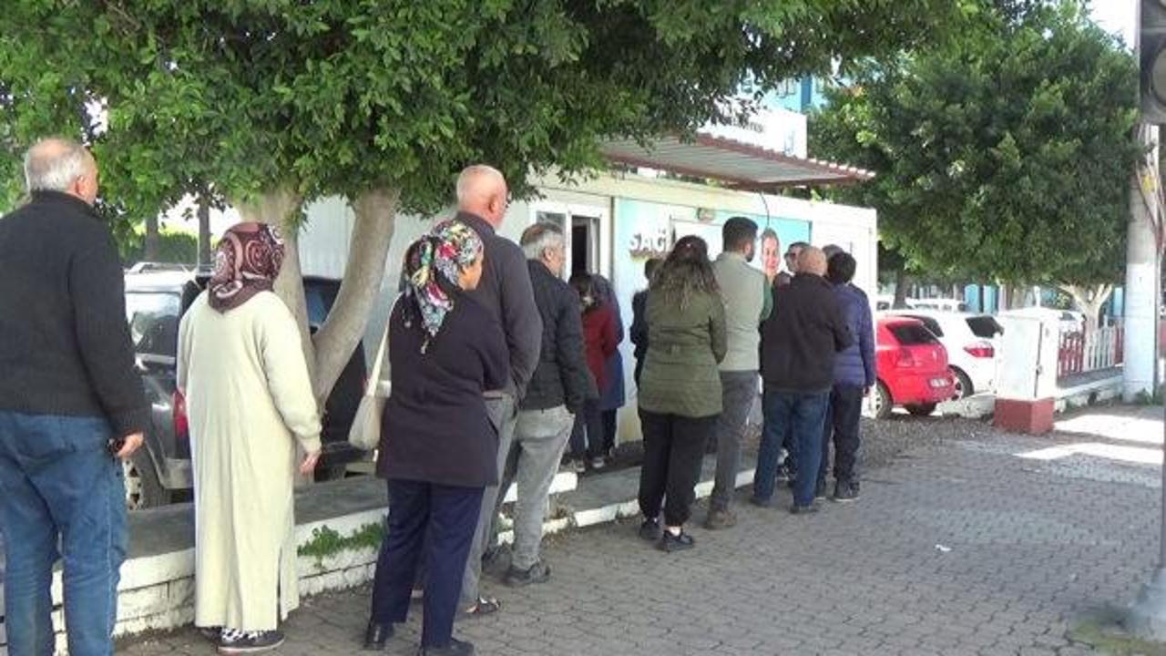 Hatay'da ismini vermeyen hayırsever her g&uuml;n 6 bin ekmek dağıtacak