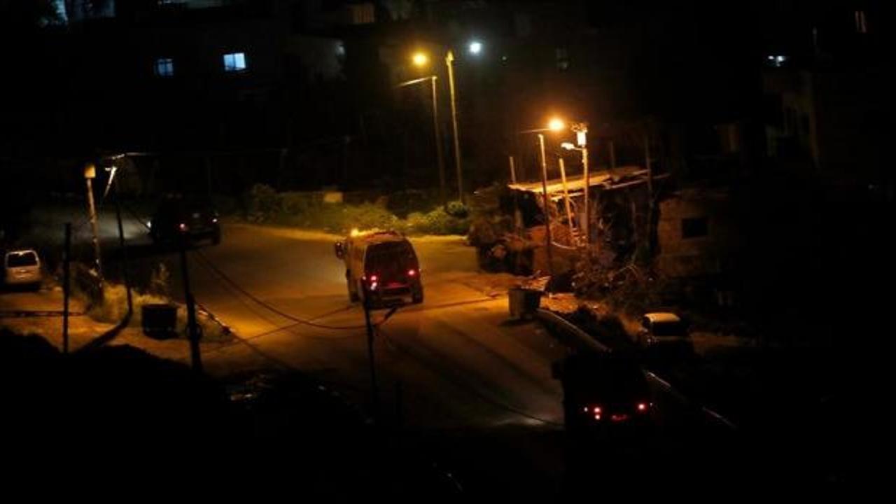 Son dakika: İsrail'den Ramazan ayının ilk gününde alçak saldırı!