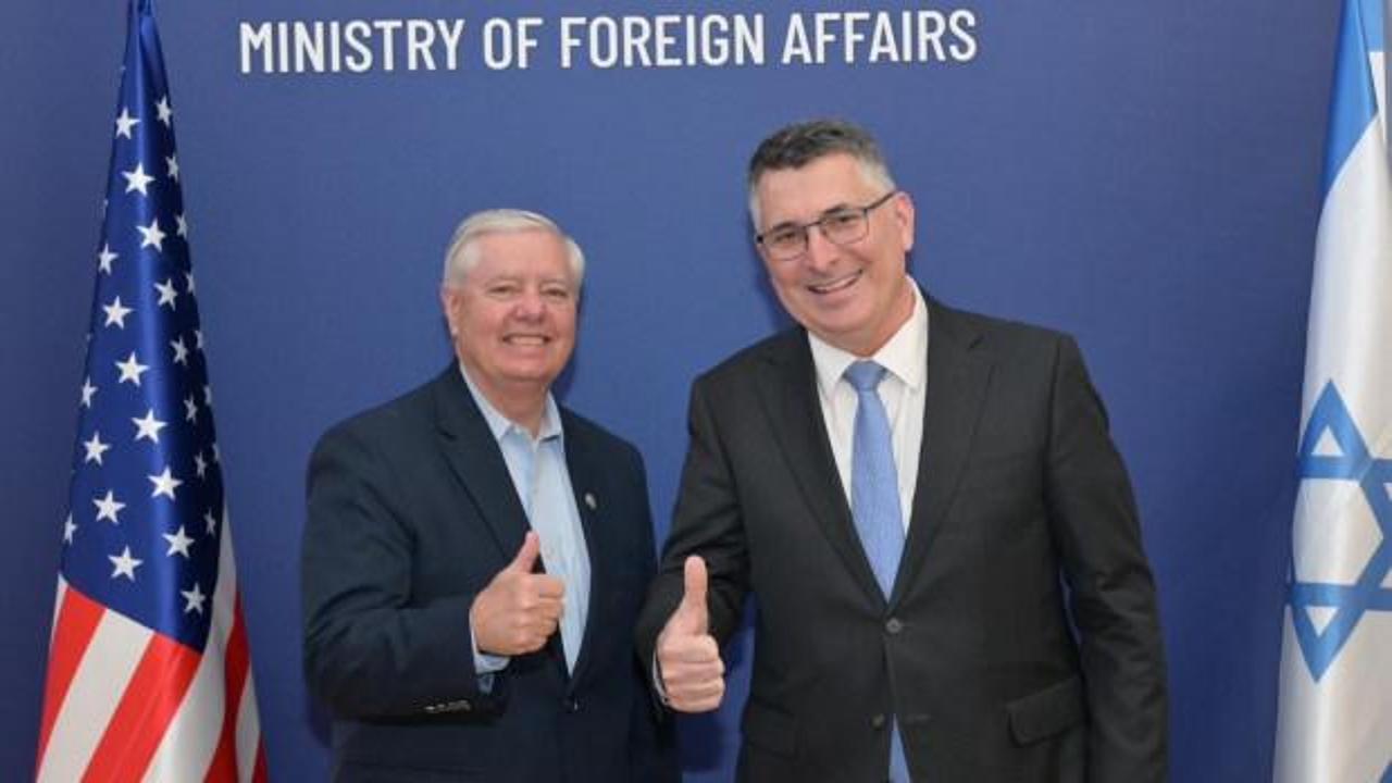 İsrail’in 'en büyük dostu' bu kez ne getirdi? Graham'ı öve öve bitiremediler