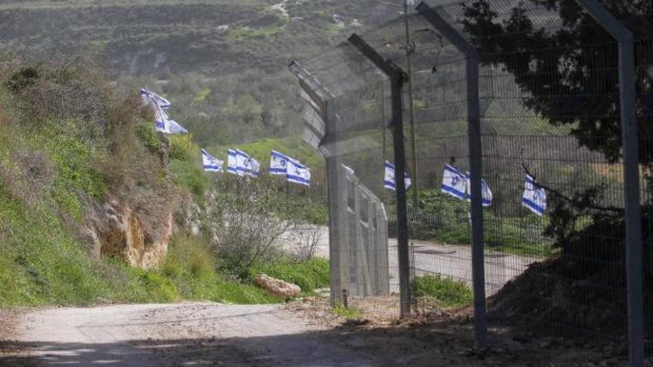 Bir skandal daha! İsrail bayraklarını astılar