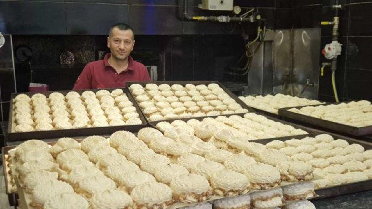 Ramazan'da yok satıyor! 'G&uuml;nde 2-3 saat uyuyup, 10 bin adet yapıyoruz'