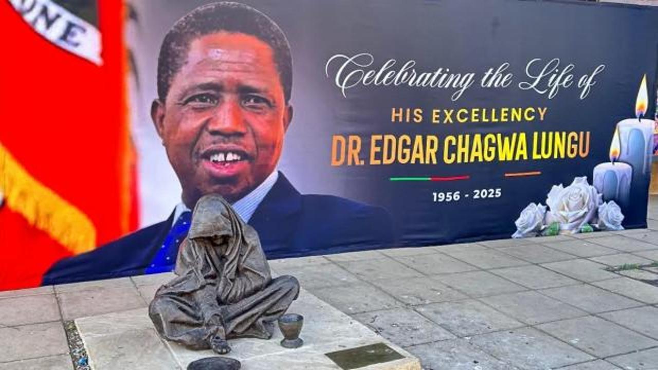 Ülkenin eski lideri 8 aydır defnedilmedi: Afrika ülkesinde halk isyan etti!