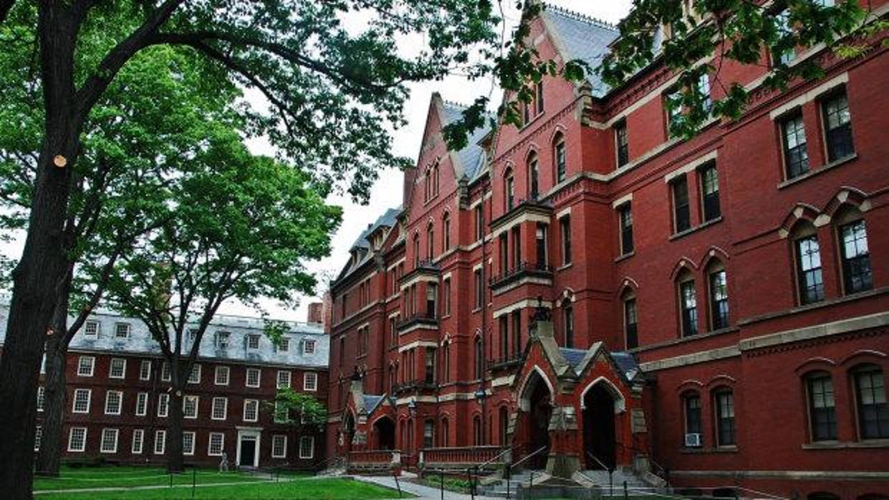 Epstein skandalı akademiye sıçradı! ABD'nin önde gelen üniversiteleriyle yakın temaslar