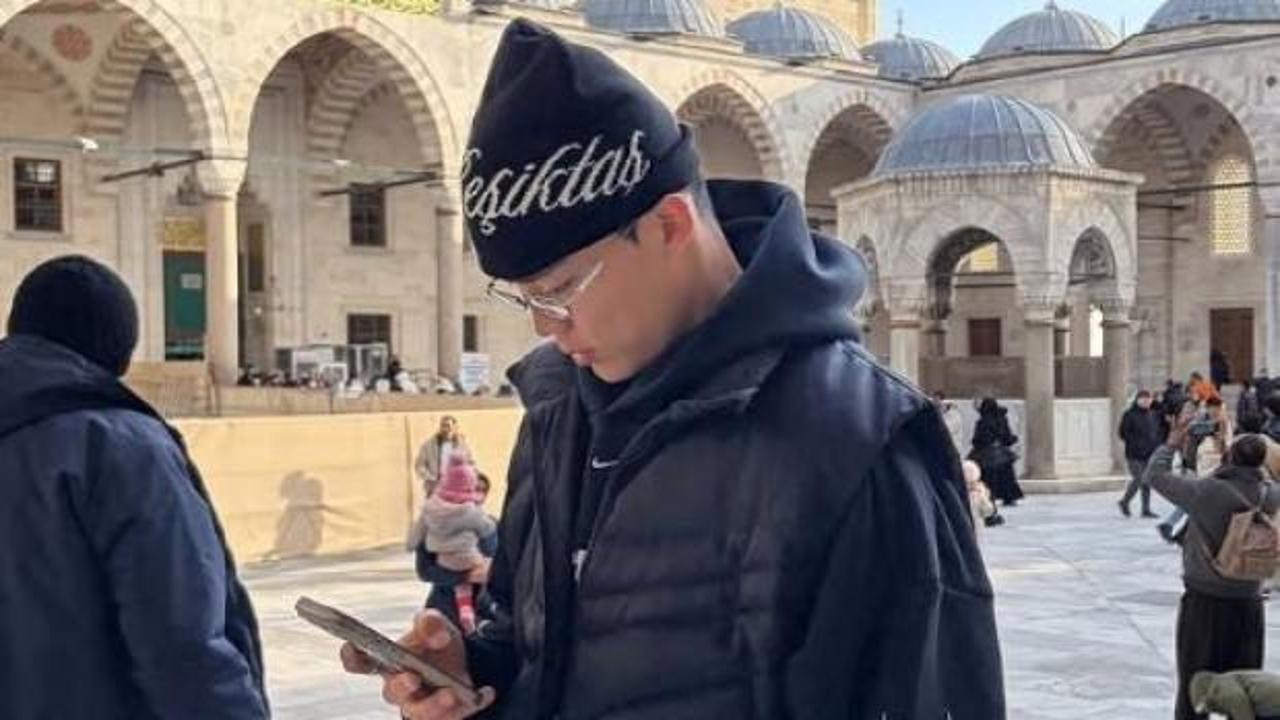 Beşiktaş'ın yeni yıldızından Sultanahmet Camii'nde paylaşım!