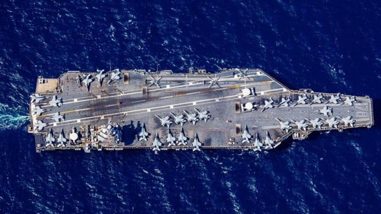 Sıcak saatler! Dünyanın en büyük savaş gemisi Girit'ten ayrıldı!