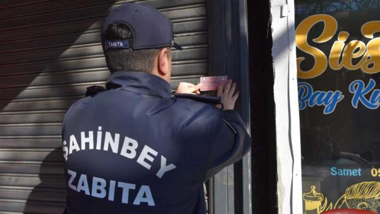 Son kullanma tarihi ge&ccedil;miş &uuml;r&uuml;n satan iki işletme kapatıldı!