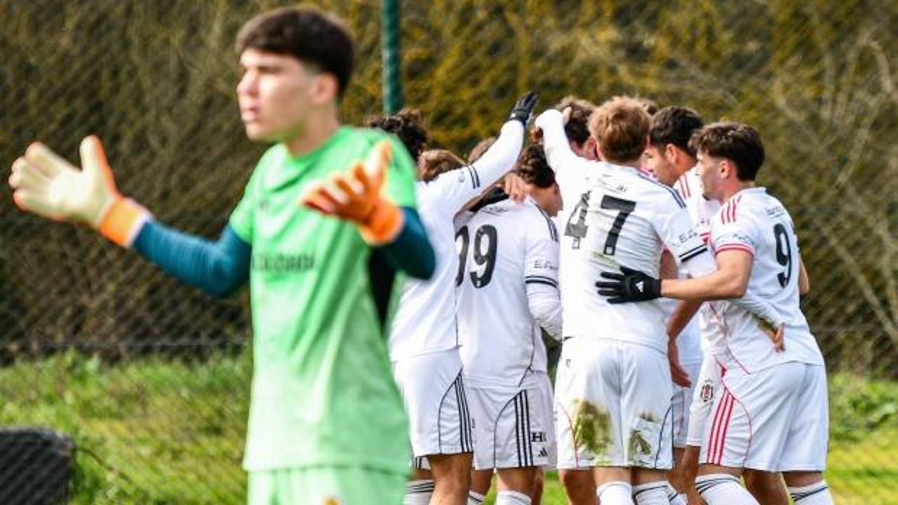 U19 derbisinde tarihi skor! Beşiktaş, Fenerbahçe'ye fark attı