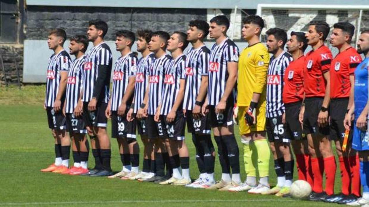 Deplasmana gidebilmek için rakibinden yardım alan takım 8-0 mağlup oldu