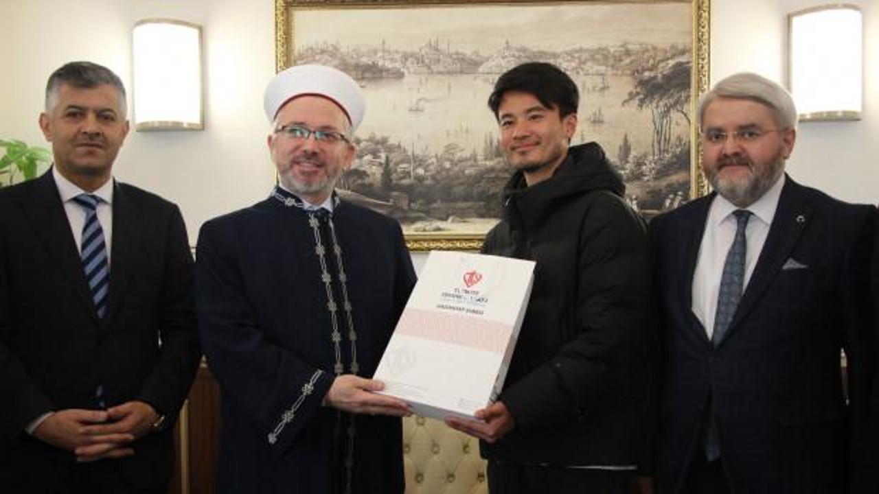 D&uuml;nya turuna &ccedil;ıkan Japon, bisikleti arızalanınca Gaziantep'te m&uuml;sl&uuml;man oldu