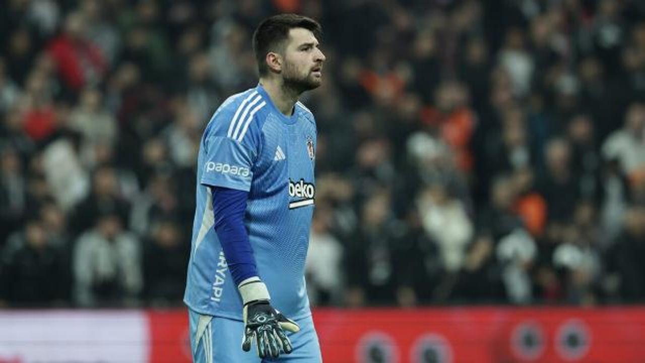 Ersin Destanoğlu maç sonu çıldırdı: Yere yatıyorlar...