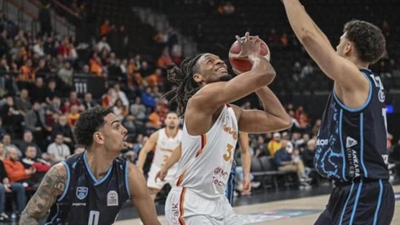 Galatasaray evinde Türk Telekom'a mağlup!