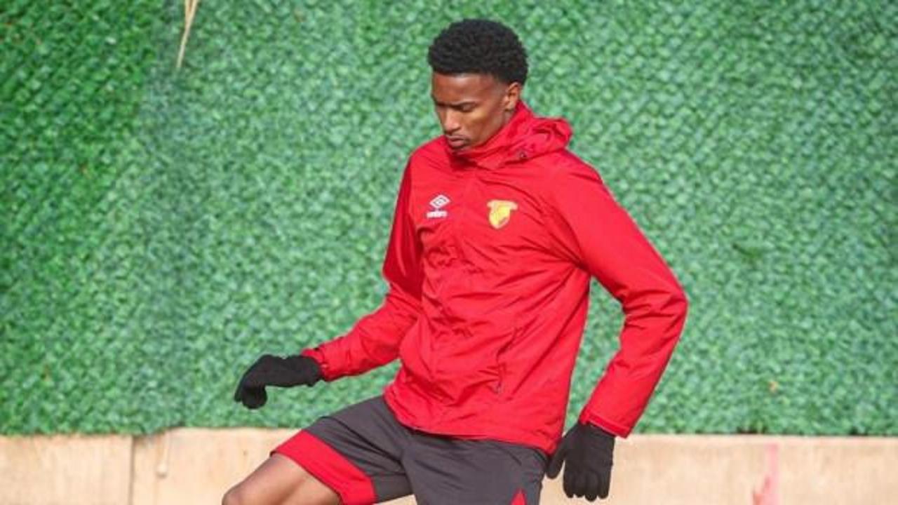 Göztepe’nin yeni golcüleri, Emersonn ve Sabra’nın gerisinde