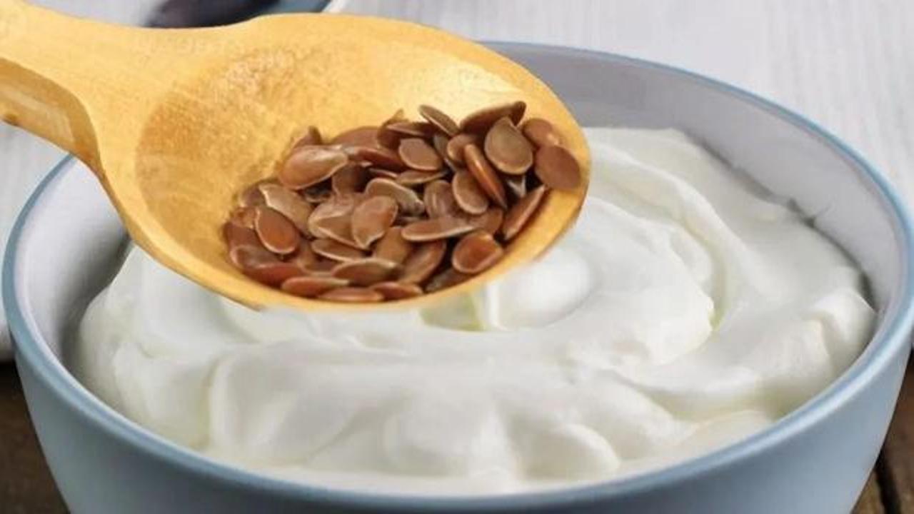 Kemiklerinizi demir gibi g&uuml;&ccedil;lendiriyor! 1 kaşık ekleyenler yaşadı