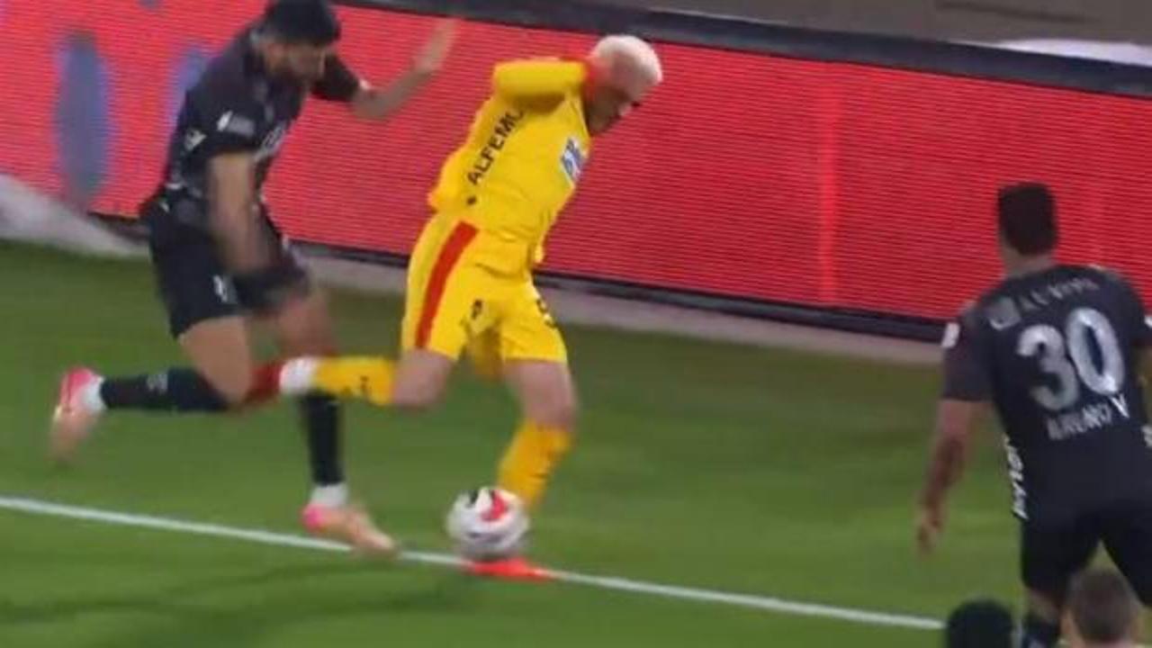 Maç tartışmalı pozisyonla başladı! Galatasaray penaltı kazandı