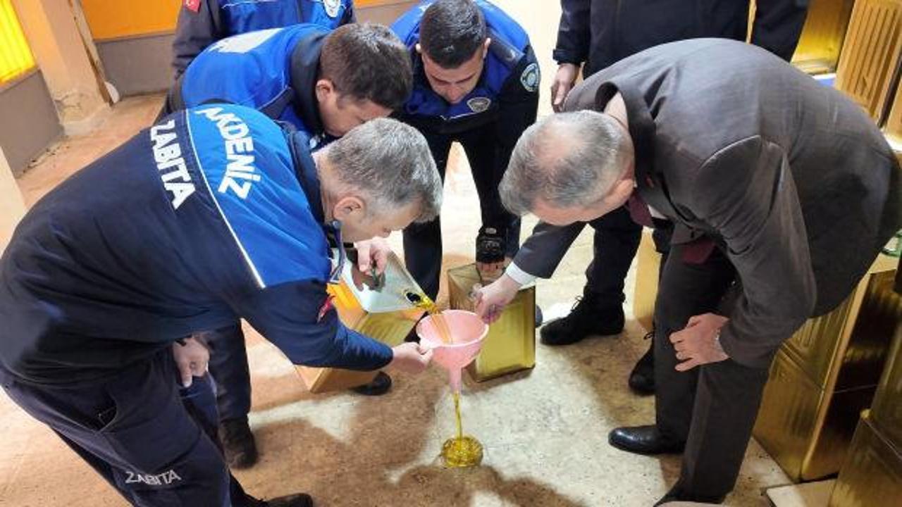 Mersin'de gıda skandalı: Kimyasal i&ccedil;erikli 4,5 ton &uuml;r&uuml;n ele ge&ccedil;irildi! 