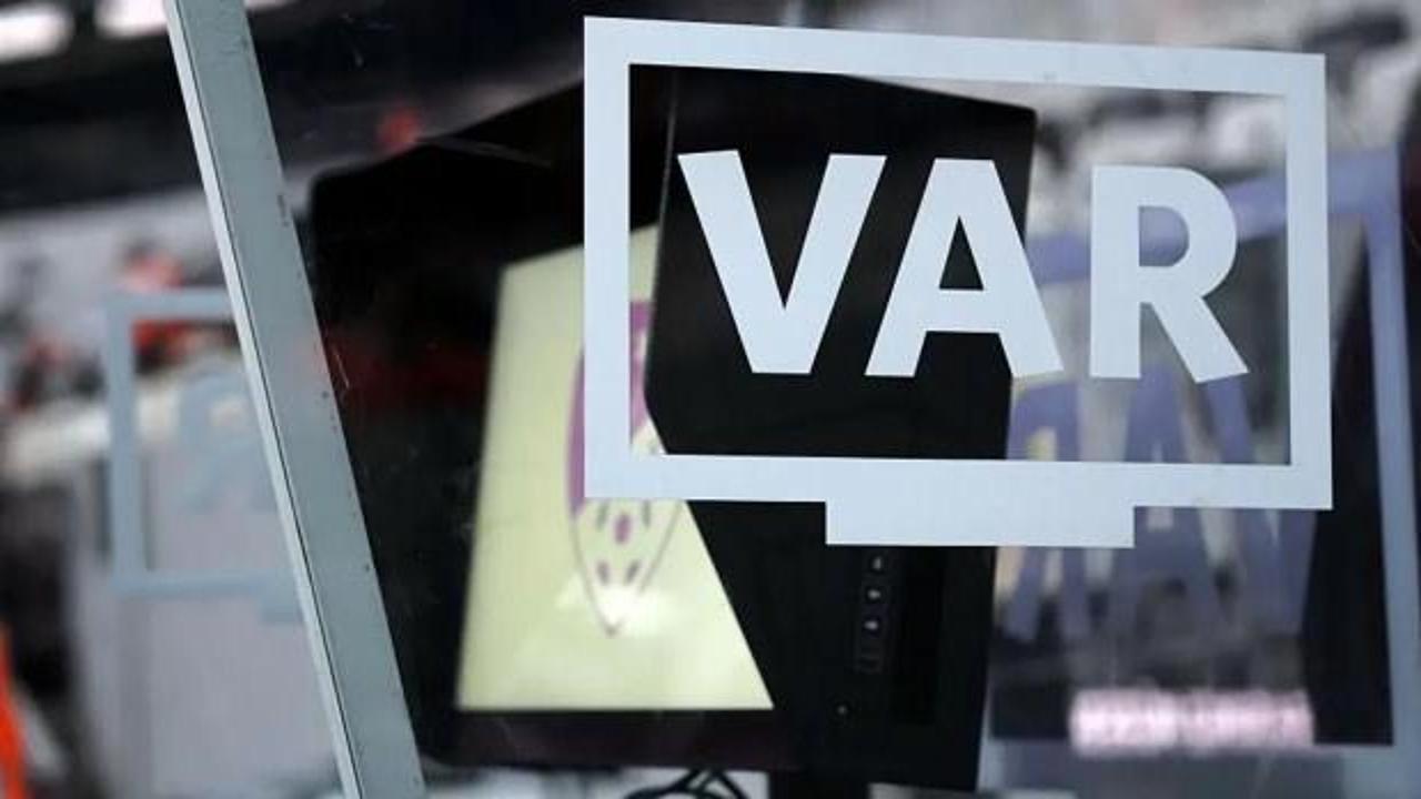 MHK a&ccedil;ıkladı! Fenerbah&ccedil;e-Samsunspor ma&ccedil;ına saatler kala VAR odasında hakem değişti