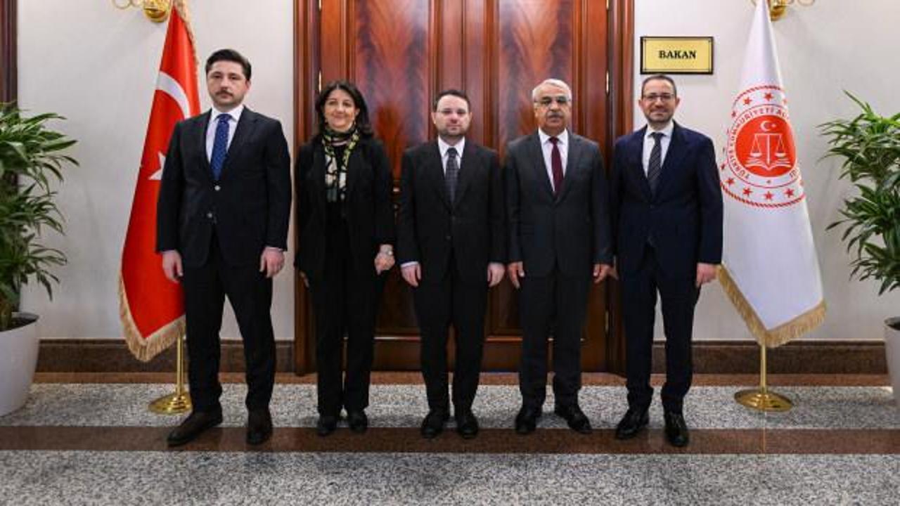 Bakan Gürlek, DEM Parti heyeti ile görüştü: Terörsüz Türkiye mesajı