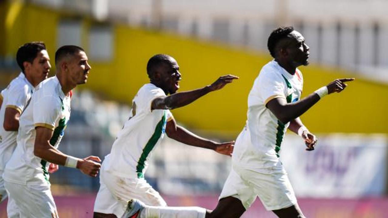 1. Lig ekibi deplasmanda gol yağdırdı! 4-0 kazanarak hedefe tuttundular