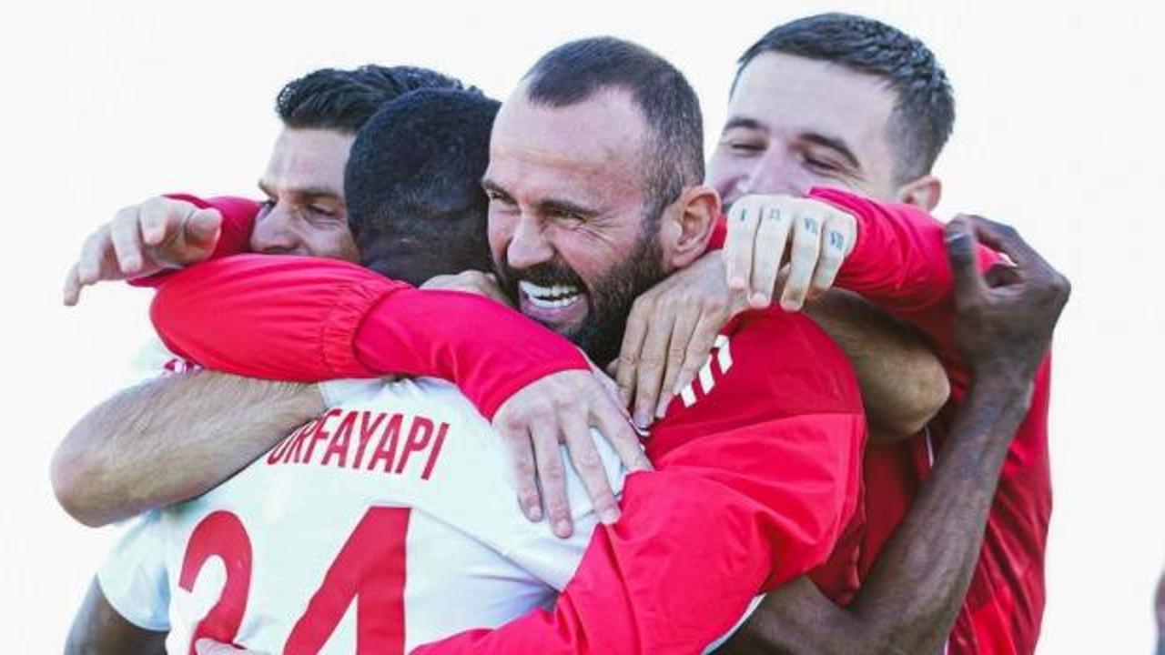 1. Lig'de 7 gollü çılgın maç! 3-0'dan 3-3 olsa da Süper Lig aşkına 90+3'te kazandılar