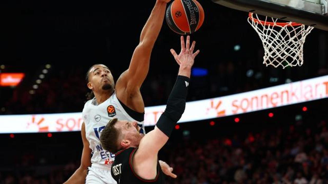 Anadolu Efes, Bayern'i son saniyede devirdi
