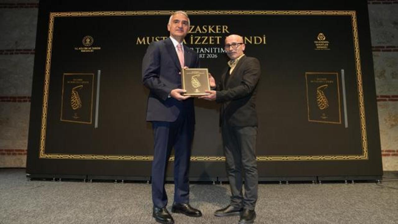 Ayasofya'nın hattatı 'Kazasker Mustafa İzzet Efendi'ye b&uuml;y&uuml;k vefa