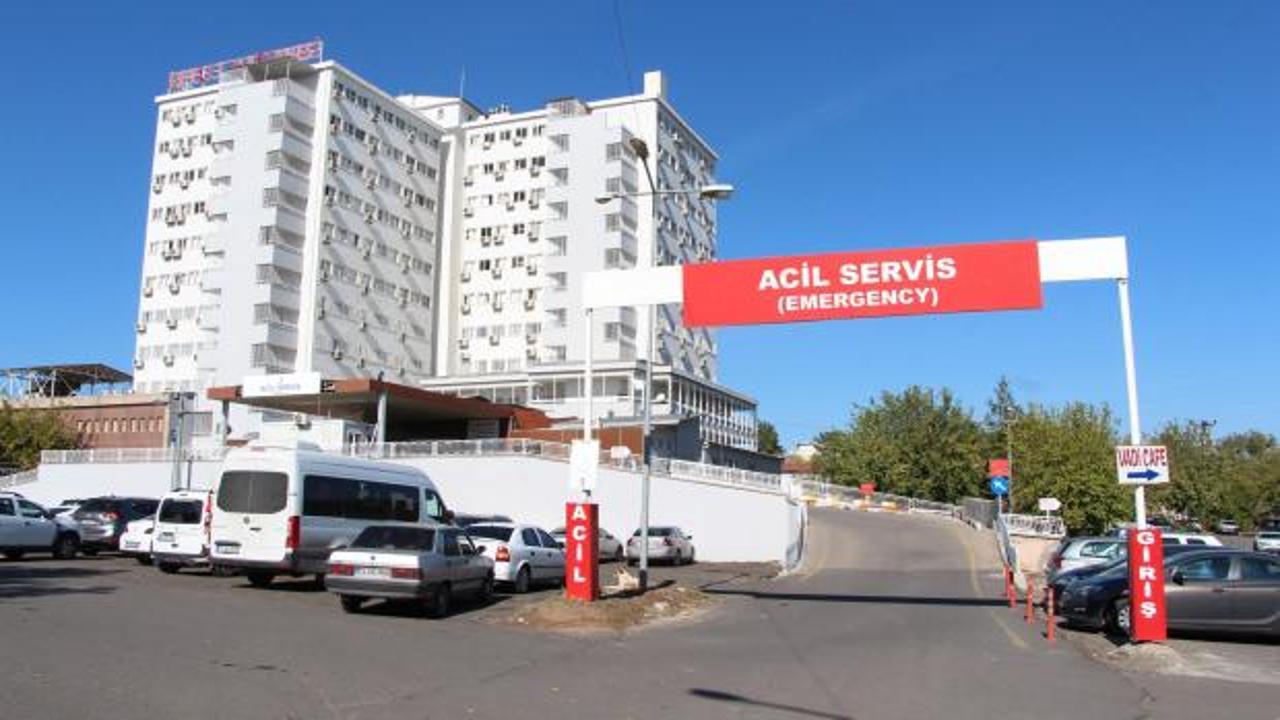 "Dur" ihtarına uymayıp ka&ccedil;arken 2 polisi yaralayan s&uuml;r&uuml;c&uuml;ye 329 bin TL ceza