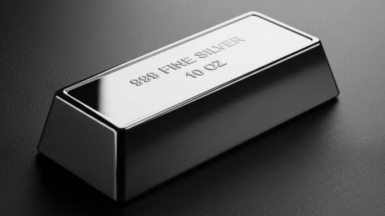 Gümüşte kritik viraj: Doların yükselişi değerli metali nasıl etkiledi?