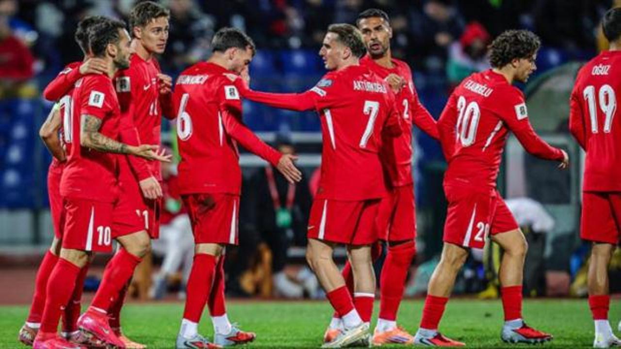 Milli yıldızdan Romanya maçı öncesi kötü haber! Dönüş tarihi açıklandı