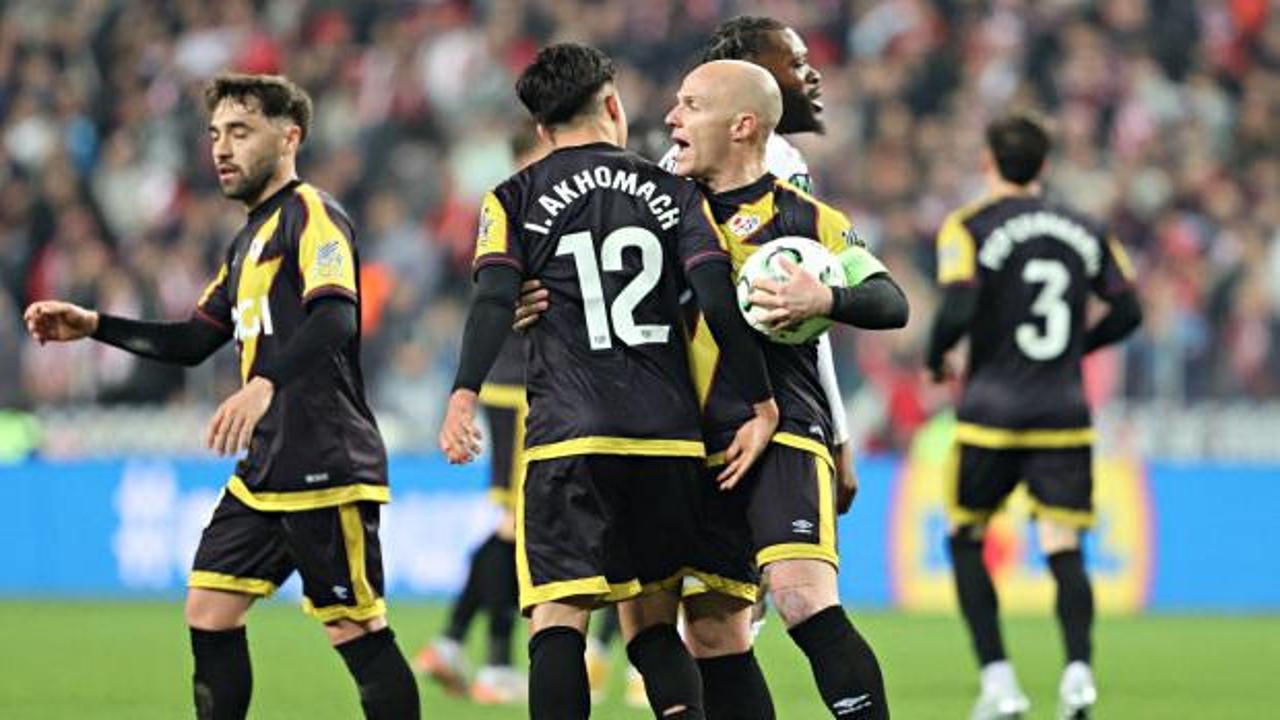 Samsunspor çeyrek final şansını zora soktu