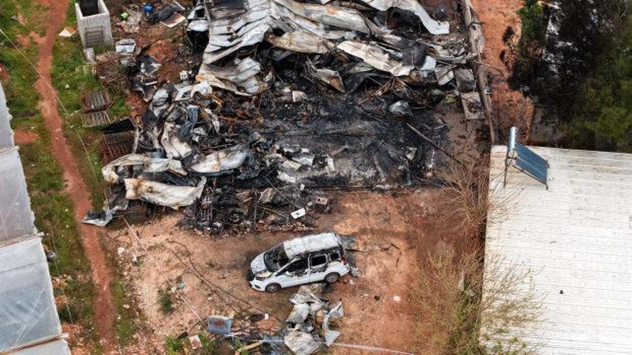 Anne ve 5 &ccedil;ocuğu yanarak can verdi! Konteyner faciasında kahreden detay