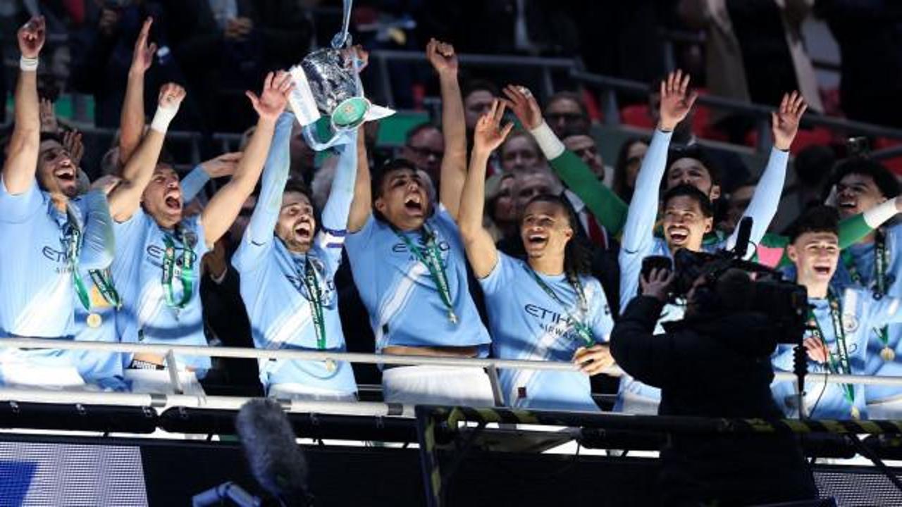 Arsenal'ı devirdiler! İngiltere Lig Kupası Manchester City'nin