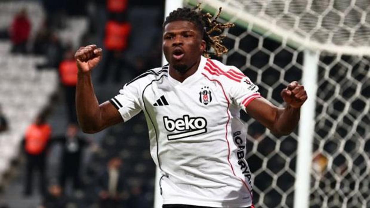 El Bilal Toure'den taraftarlara gönderme: Aptallar gibi olmayın