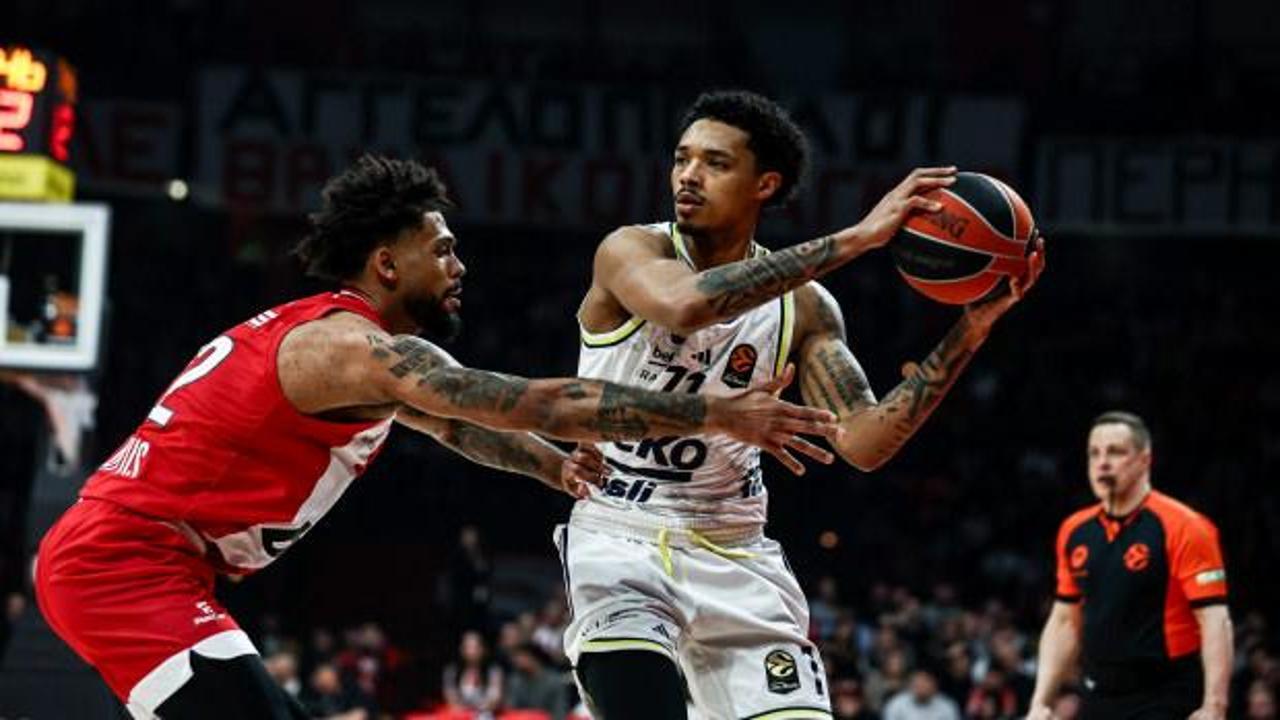 Fenerbahçe Beko Yunanistan'da mağlup