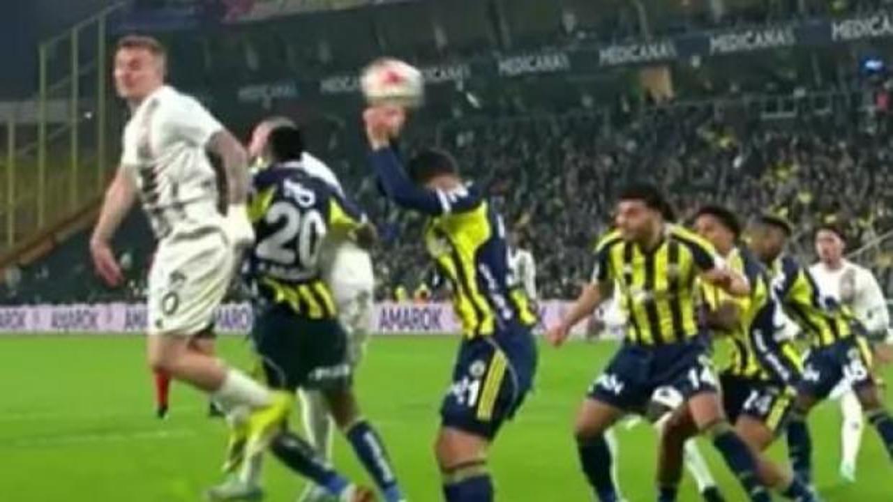 Fenerbahçe-Gaziantep FK maçındaki penaltı kararı gündemde! Trio da pozisyonu çözemedi
