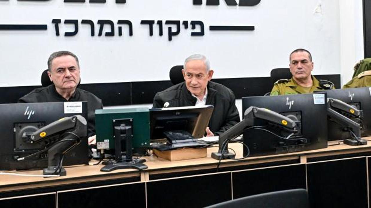 İsrail'de kritik toplantı! Netanyahu'nun yeni görüntüleri servis edildi! Yine gündem oldu