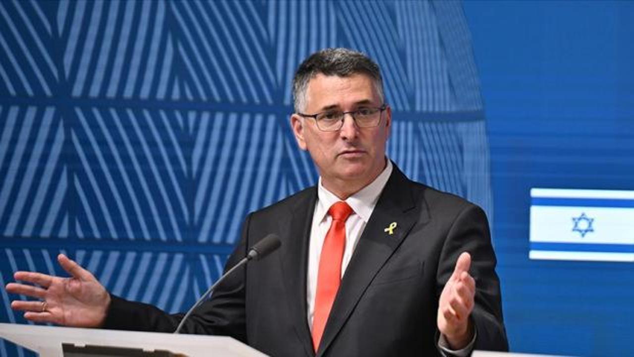 İsrailli Bakan: Laricani'nin başına &ouml;d&uuml;l konmuştu, biz &uuml;cretsiz yaptık!