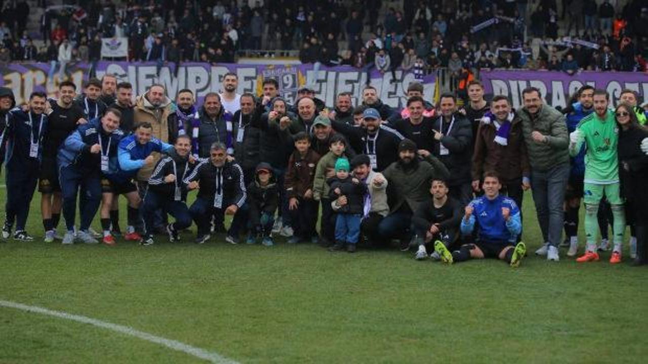 Play-off için galibiyete 90+2'de uzandılar