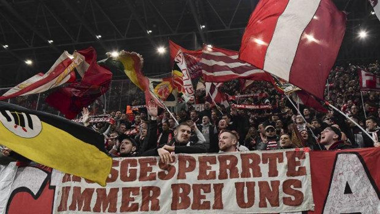 Şampiyonlar Ligi'nde maça çıkacaklar ama kalecileri yok! Takımın başına gelmeyen kalmadı