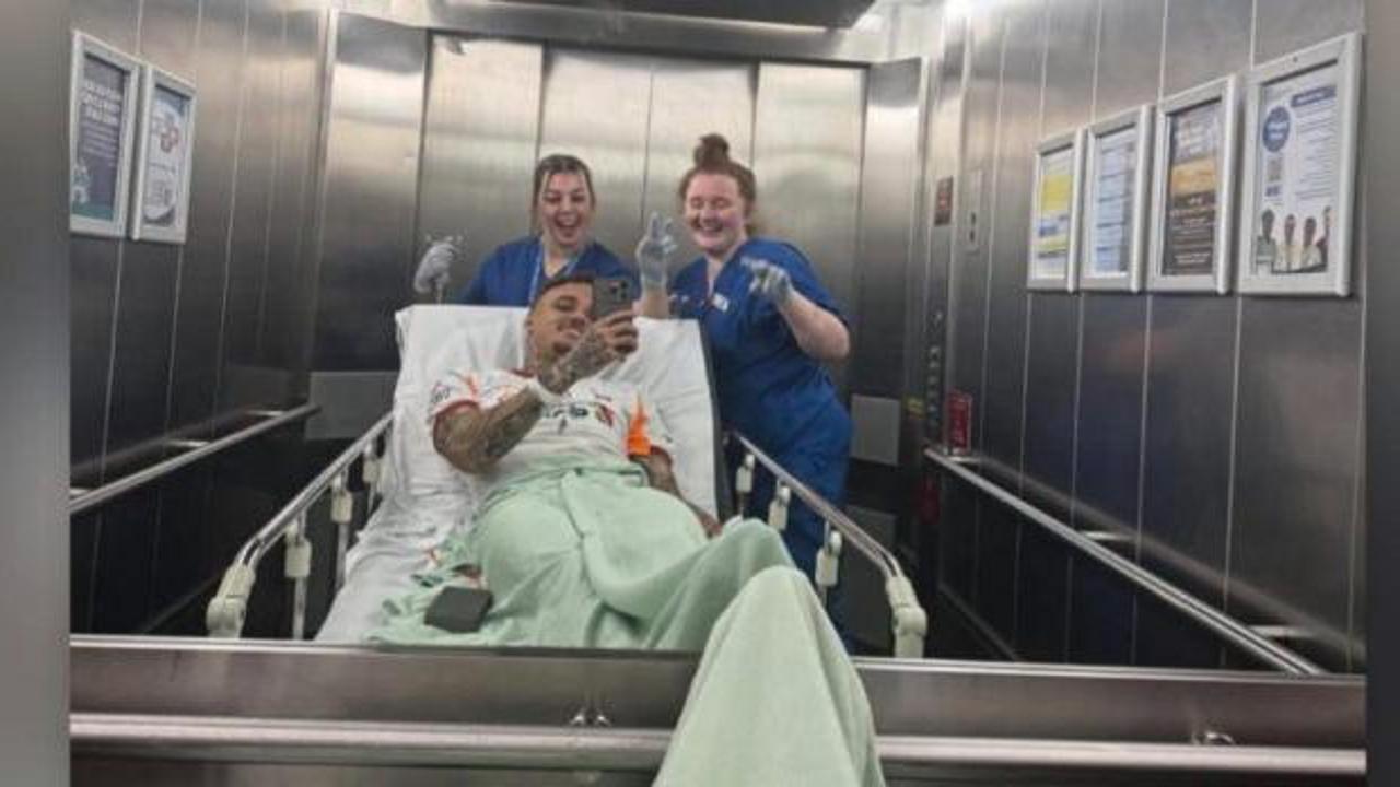 Talihsiz sakatlık sonrası formasıyla ameliyata alınan Noa Lang'dan ilk paylaşım!