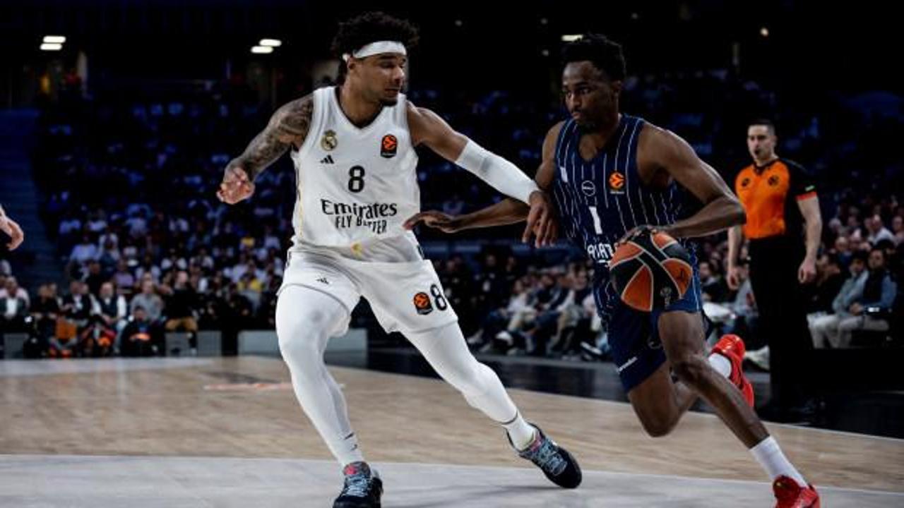 Anadolu Efes, Real Madrid engelini geçemedi