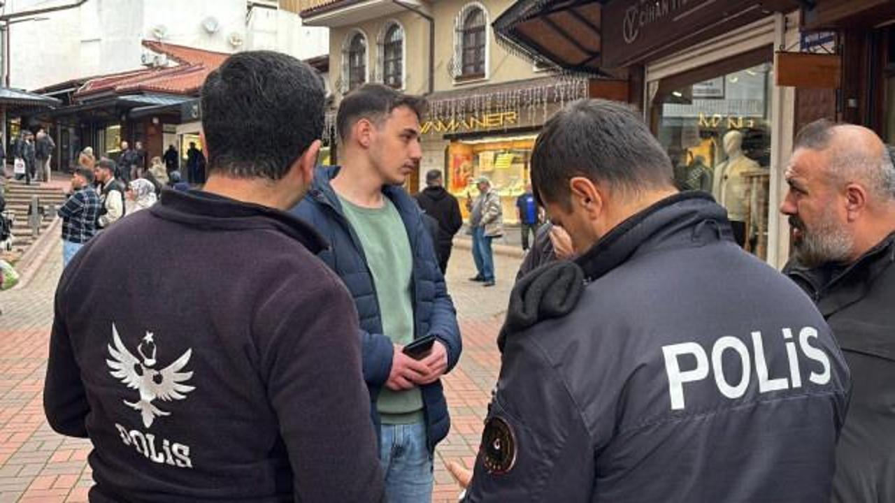 Bolu'da kuyumcudaki yoğunluğu g&ouml;r&uuml;nt&uuml;lemek isteyen muhabir darbedildi