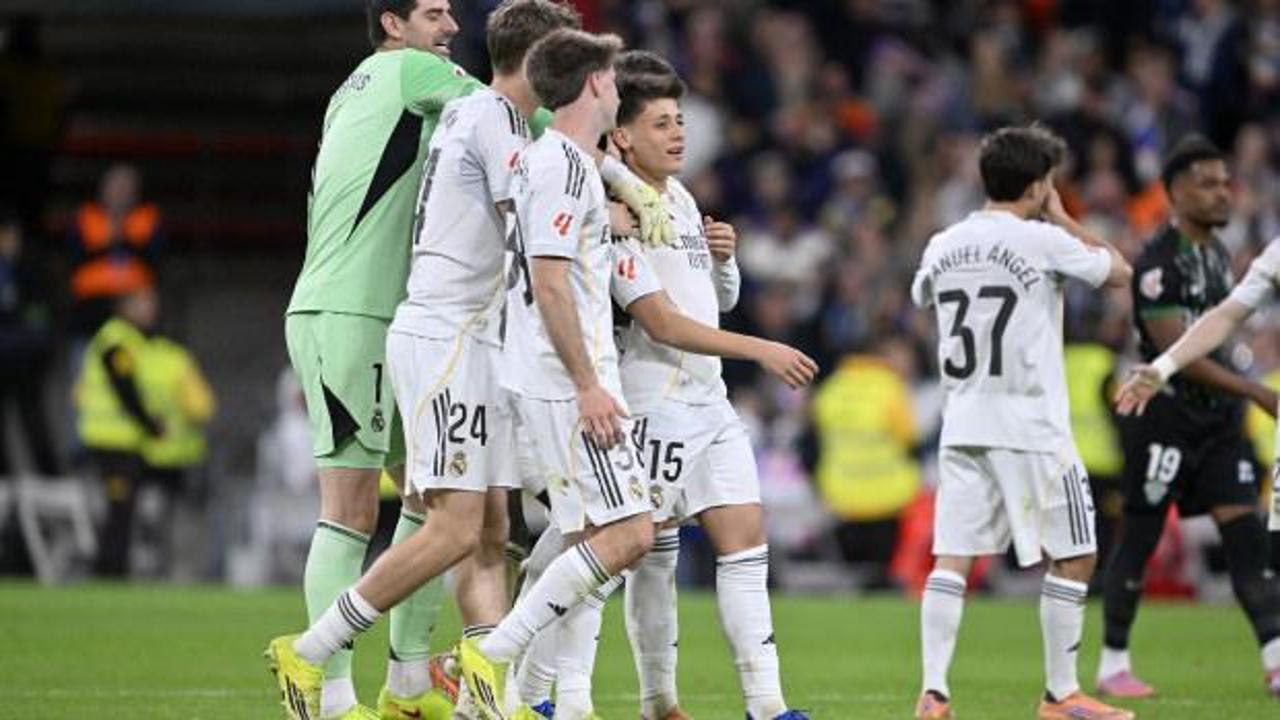 Dünyanın konuştuğu gol onurlandırıldı! Arda Güler'in tarihe geçen vuruşu ödülü kaptı