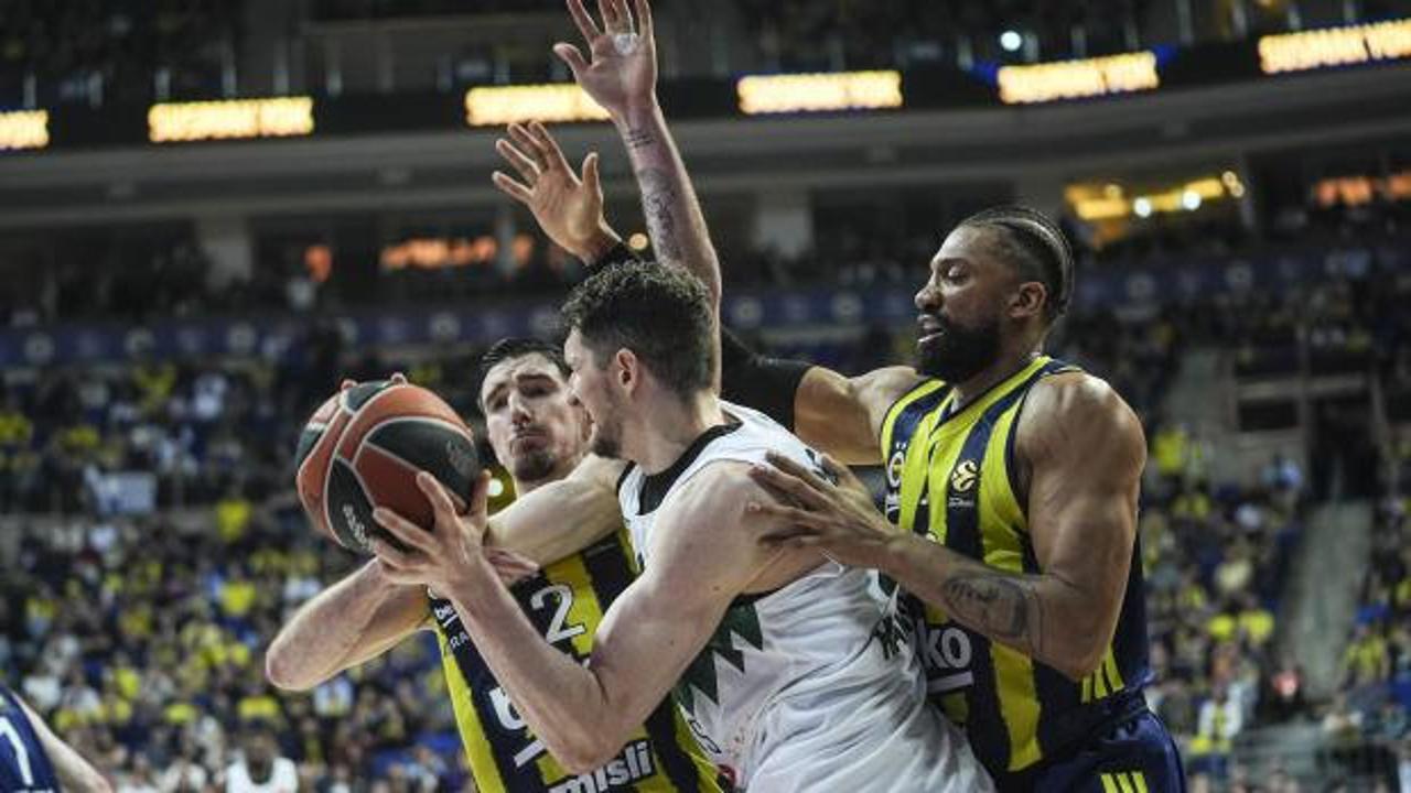 Fenerbahçe Beko'dan son 5 maçta 4. mağlubiyet