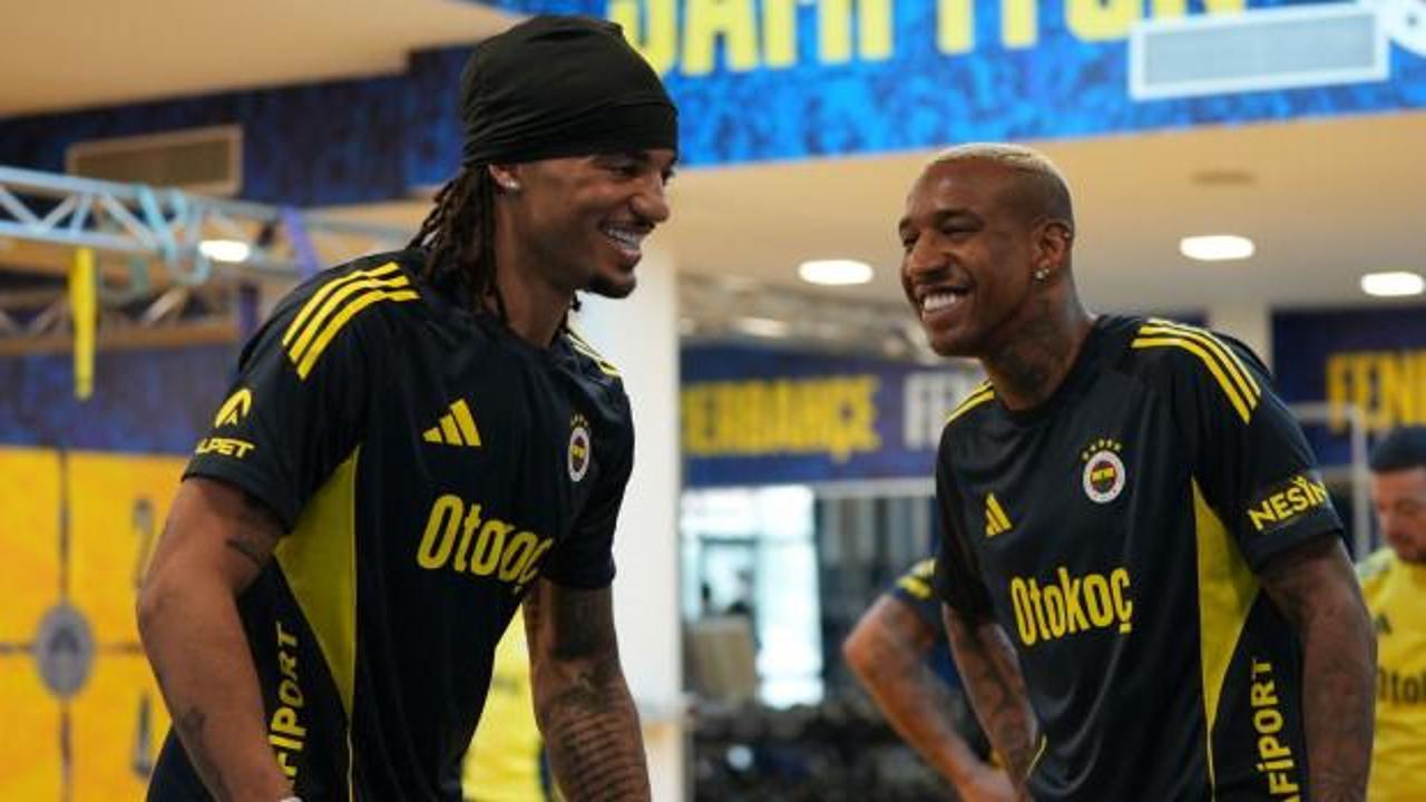 Fenerbahçe, günü çift antrenmanla tamamladı