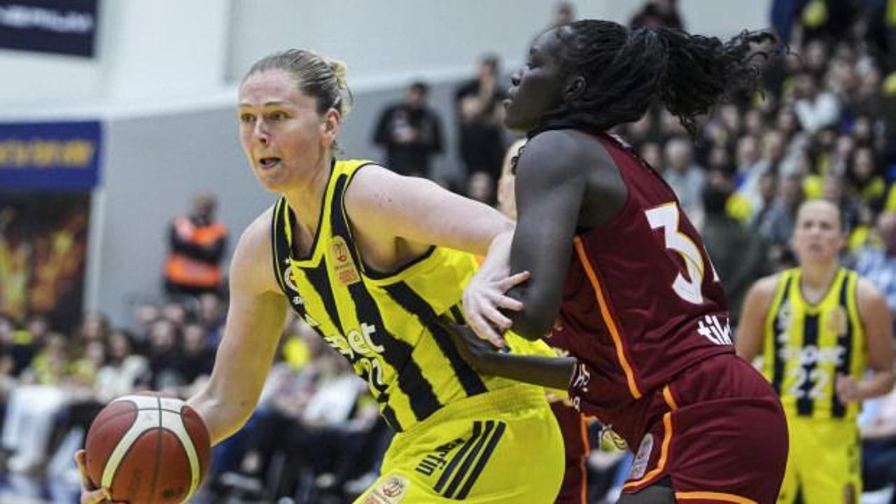 Fenerbah&ccedil;e Opet final serisinin ilk ma&ccedil;ında Galatasaray &Ccedil;ağdaş Faktoring'i farklı ge&ccedil;ti!