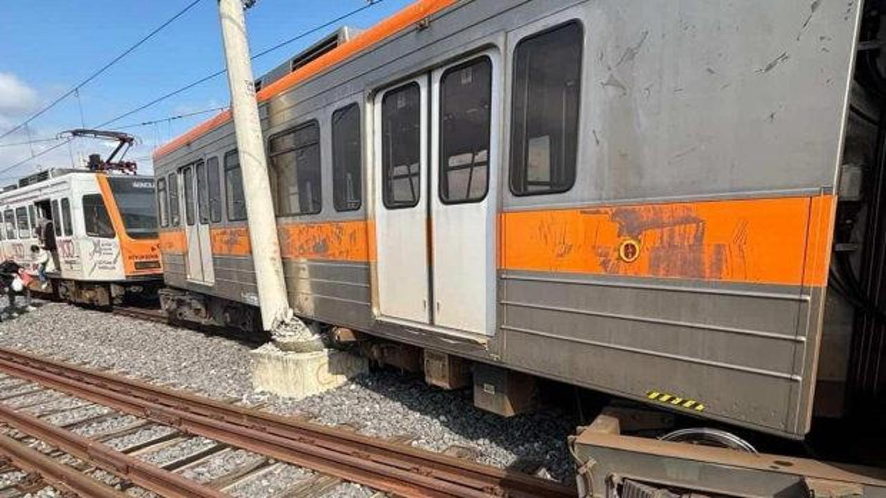 Metro raydan çıktı, direğe çarptı! Yolcular tahliye edildi Metro raydan çıktı, direğe çarptı! Yolcular tahliye edildi