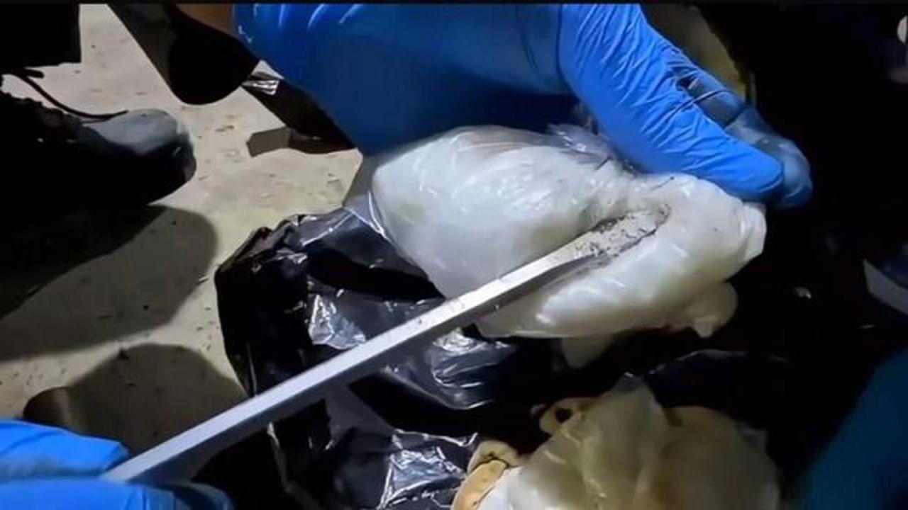 Mutfak tüpüne zulalanmış 8 kilo 300 gram metamfetamin ele geçirildi